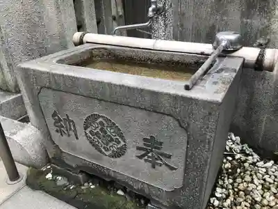 目黒三田春日神社の手水舎