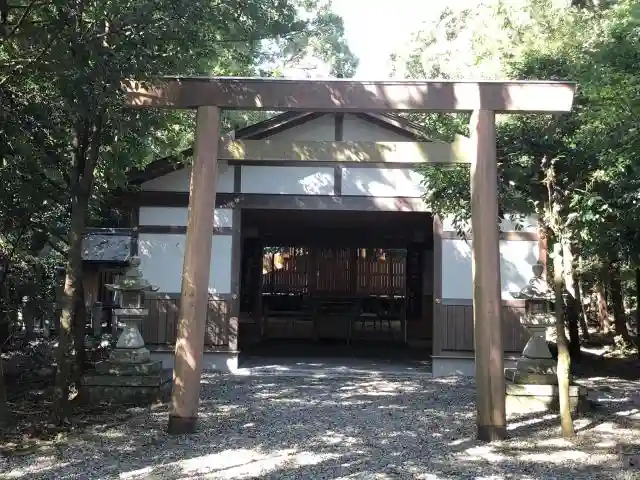下外城田神社の鳥居