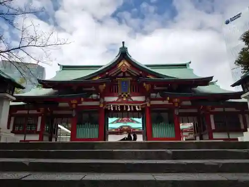 日枝神社の山門