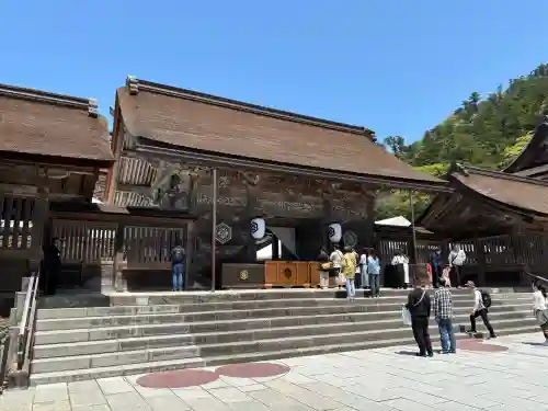 出雲大社の{uncategorized: "未分類", other: "その他", undefined: "問題あり", building: "その他建物", grave: "お墓", sacred_gate: "鳥居", guardian: "狛犬", statue: "像", buddha: "仏像", history: "歴史", nature: "自然", garden: "庭園", animal: "動物", pagoda: "塔", temizu: "手水舎", mountain_gate: "山門・神門", sanctuary: "本殿・本堂", subordinate: "末社・摂社", art: "芸術", scenery: "景色", jizo: "地蔵", ema: "絵馬", goshuin: "御朱印", omikuji: "おみくじ", items: "授与品その他", amulet: "お守り", goshuincho: "御朱印帳", eats: "食事", festival: "お祭り", votive_dance: "神楽", shichigosan: "七五三参", wedding: "結婚式", experience: "体験その他", initially: "初詣", around: "周辺", anti_infection: "感染症対策"}