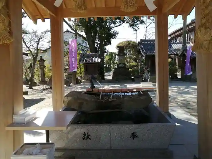 新北神社の手水舎