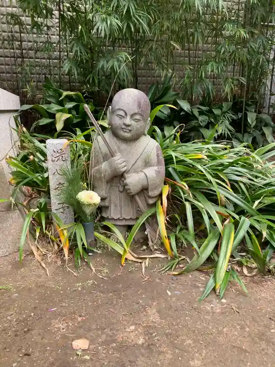 正寶院(飛不動尊)の像