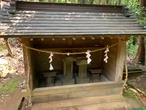 諏訪神社の末社・摂社