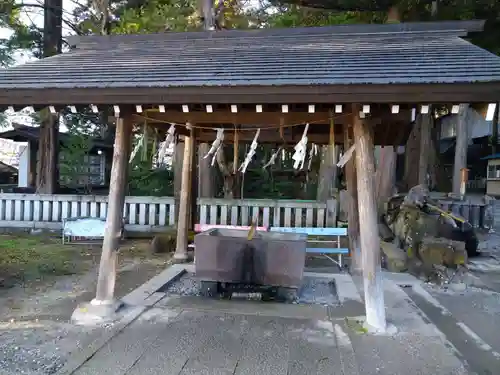 諏訪大社の手水舎