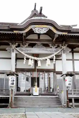 鹿部稲荷神社の本殿