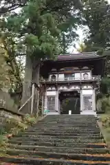 大山寺の山門