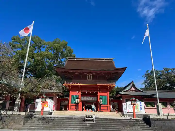 富士山本宮浅間大社の山門・神門