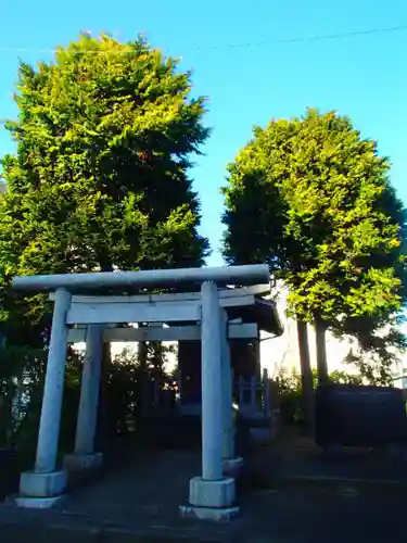 徳壽稲荷神社の鳥居