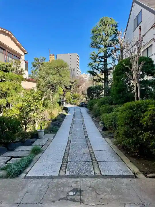 浄正寺の{uncategorized: "未分類", other: "その他", undefined: "問題あり", building: "その他建物", grave: "お墓", sacred_gate: "鳥居", guardian: "狛犬", statue: "像", buddha: "仏像", history: "歴史", nature: "自然", garden: "庭園", animal: "動物", pagoda: "塔", temizu: "手水舎", mountain_gate: "山門・神門", sanctuary: "本殿・本堂", subordinate: "末社・摂社", art: "芸術", scenery: "景色", jizo: "地蔵", ema: "絵馬", goshuin: "御朱印", omikuji: "おみくじ", items: "授与品その他", amulet: "お守り", goshuincho: "御朱印帳", eats: "食事", festival: "お祭り", votive_dance: "神楽", shichigosan: "七五三参", wedding: "結婚式", experience: "体験その他", initially: "初詣", around: "周辺", anti_infection: "感染症対策"}