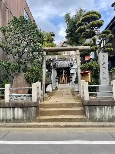 石井神社の{uncategorized: "未分類", other: "その他", undefined: "問題あり", building: "その他建物", grave: "お墓", sacred_gate: "鳥居", guardian: "狛犬", statue: "像", buddha: "仏像", history: "歴史", nature: "自然", garden: "庭園", animal: "動物", pagoda: "塔", temizu: "手水舎", mountain_gate: "山門・神門", sanctuary: "本殿・本堂", subordinate: "末社・摂社", art: "芸術", scenery: "景色", jizo: "地蔵", ema: "絵馬", goshuin: "御朱印", omikuji: "おみくじ", items: "授与品その他", amulet: "お守り", goshuincho: "御朱印帳", eats: "食事", festival: "お祭り", votive_dance: "神楽", shichigosan: "七五三参", wedding: "結婚式", experience: "体験その他", initially: "初詣", around: "周辺", anti_infection: "感染症対策"}