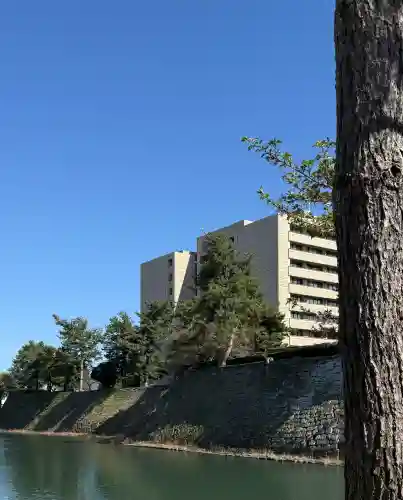 福井神社の{uncategorized: "未分類", other: "その他", undefined: "問題あり", building: "その他建物", grave: "お墓", sacred_gate: "鳥居", guardian: "狛犬", statue: "像", buddha: "仏像", history: "歴史", nature: "自然", garden: "庭園", animal: "動物", pagoda: "塔", temizu: "手水舎", mountain_gate: "山門・神門", sanctuary: "本殿・本堂", subordinate: "末社・摂社", art: "芸術", scenery: "景色", jizo: "地蔵", ema: "絵馬", goshuin: "御朱印", omikuji: "おみくじ", items: "授与品その他", amulet: "お守り", goshuincho: "御朱印帳", eats: "食事", festival: "お祭り", votive_dance: "神楽", shichigosan: "七五三参", wedding: "結婚式", experience: "体験その他", initially: "初詣", around: "周辺", anti_infection: "感染症対策"}