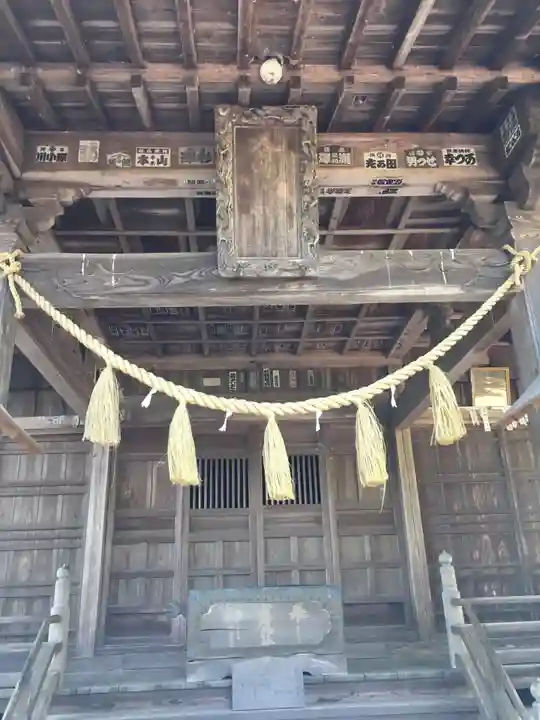 有賀神社の本殿・本堂