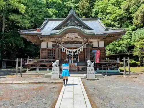 小田八幡宮の本殿