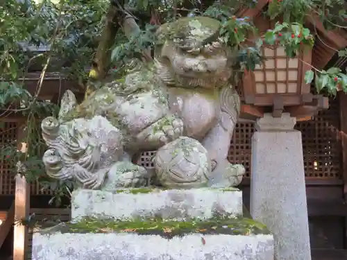 大宮熱田神社の狛犬