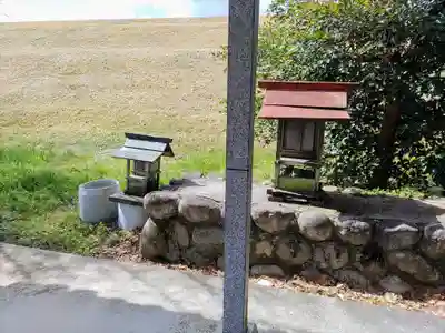神明社（下大牧）の末社・摂社