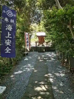海南神社の{uncategorized: "未分類", other: "その他", undefined: "問題あり", building: "その他建物", grave: "お墓", sacred_gate: "鳥居", guardian: "狛犬", statue: "像", buddha: "仏像", history: "歴史", nature: "自然", garden: "庭園", animal: "動物", pagoda: "塔", temizu: "手水舎", mountain_gate: "山門・神門", sanctuary: "本殿・本堂", subordinate: "末社・摂社", art: "芸術", scenery: "景色", jizo: "地蔵", ema: "絵馬", goshuin: "御朱印", omikuji: "おみくじ", items: "授与品その他", amulet: "お守り", goshuincho: "御朱印帳", eats: "食事", festival: "お祭り", votive_dance: "神楽", shichigosan: "七五三参", wedding: "結婚式", experience: "体験その他", initially: "初詣", around: "周辺", anti_infection: "感染症対策"}