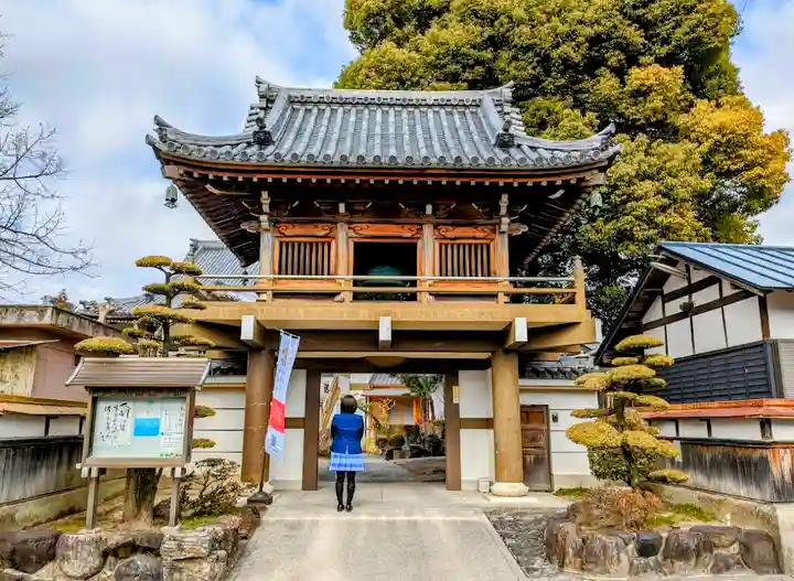 薬師山 林昌寺の山門・神門