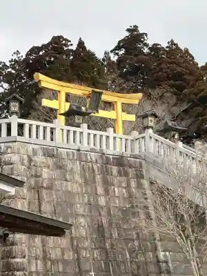 秋葉山本宮 秋葉神社 上社の{uncategorized: "未分類", other: "その他", undefined: "問題あり", building: "その他建物", grave: "お墓", sacred_gate: "鳥居", guardian: "狛犬", statue: "像", buddha: "仏像", history: "歴史", nature: "自然", garden: "庭園", animal: "動物", pagoda: "塔", temizu: "手水舎", mountain_gate: "山門・神門", sanctuary: "本殿・本堂", subordinate: "末社・摂社", art: "芸術", scenery: "景色", jizo: "地蔵", ema: "絵馬", goshuin: "御朱印", omikuji: "おみくじ", items: "授与品その他", amulet: "お守り", goshuincho: "御朱印帳", eats: "食事", festival: "お祭り", votive_dance: "神楽", shichigosan: "七五三参", wedding: "結婚式", experience: "体験その他", initially: "初詣", around: "周辺", anti_infection: "感染症対策"}