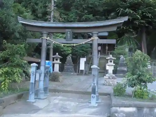 十二神社の鳥居