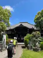円観寺の本殿・本堂