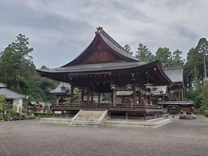 沙沙貴神社の本殿・本堂
