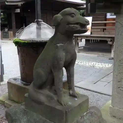 嶺御嶽神社の狛犬