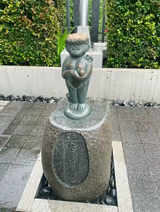 水天宮の{uncategorized: "未分類", other: "その他", undefined: "問題あり", building: "その他建物", grave: "お墓", sacred_gate: "鳥居", guardian: "狛犬", statue: "像", buddha: "仏像", history: "歴史", nature: "自然", garden: "庭園", animal: "動物", pagoda: "塔", temizu: "手水舎", mountain_gate: "山門・神門", sanctuary: "本殿・本堂", subordinate: "末社・摂社", art: "芸術", scenery: "景色", jizo: "地蔵", ema: "絵馬", goshuin: "御朱印", omikuji: "おみくじ", items: "授与品その他", amulet: "お守り", goshuincho: "御朱印帳", eats: "食事", festival: "お祭り", votive_dance: "神楽", shichigosan: "七五三参", wedding: "結婚式", experience: "体験その他", initially: "初詣", around: "周辺", anti_infection: "感染症対策"}