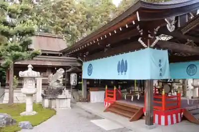 建部大社の本殿・本堂