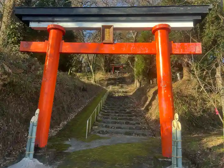皇子原神社の{uncategorized: "未分類", other: "その他", undefined: "問題あり", building: "その他建物", grave: "お墓", sacred_gate: "鳥居", guardian: "狛犬", statue: "像", buddha: "仏像", history: "歴史", nature: "自然", garden: "庭園", animal: "動物", pagoda: "塔", temizu: "手水舎", mountain_gate: "山門・神門", sanctuary: "本殿・本堂", subordinate: "末社・摂社", art: "芸術", scenery: "景色", jizo: "地蔵", ema: "絵馬", goshuin: "御朱印", omikuji: "おみくじ", items: "授与品その他", amulet: "お守り", goshuincho: "御朱印帳", eats: "食事", festival: "お祭り", votive_dance: "神楽", shichigosan: "七五三参", wedding: "結婚式", experience: "体験その他", initially: "初詣", around: "周辺", anti_infection: "感染症対策"}