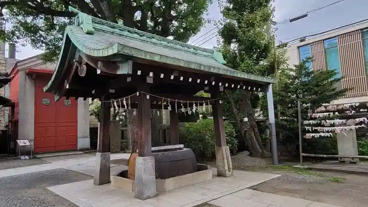 麻布氷川神社の手水舎