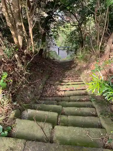 検儀谷神社のその他建物