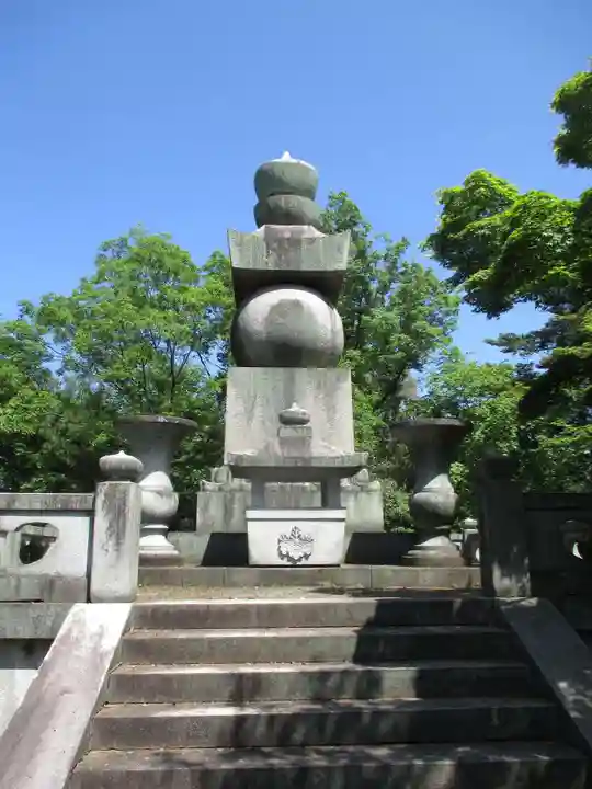豊国廟(豊国神社飛地境内)のお墓