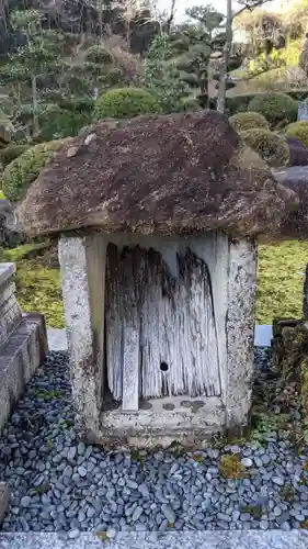 陽徳寺の末社