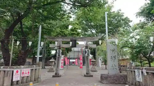 相模原氷川神社の鳥居