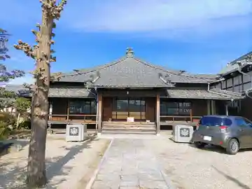 秋篠寺の本殿・本堂