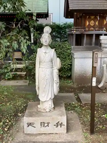 成子天神社の像