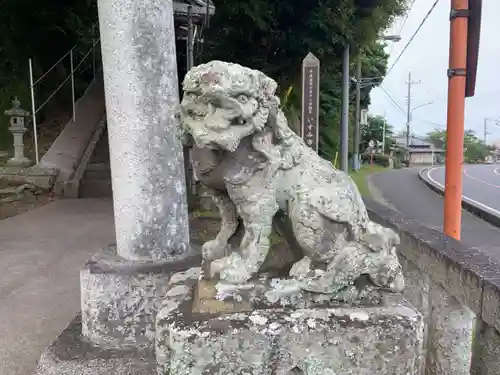 御嶽神社の狛犬