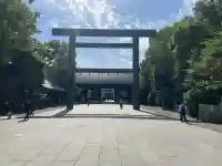 靖國神社の{uncategorized: "未分類", other: "その他", undefined: "問題あり", building: "その他建物", grave: "お墓", sacred_gate: "鳥居", guardian: "狛犬", statue: "像", buddha: "仏像", history: "歴史", nature: "自然", garden: "庭園", animal: "動物", pagoda: "塔", temizu: "手水舎", mountain_gate: "山門・神門", sanctuary: "本殿・本堂", subordinate: "末社・摂社", art: "芸術", scenery: "景色", jizo: "地蔵", ema: "絵馬", goshuin: "御朱印", omikuji: "おみくじ", items: "授与品その他", amulet: "お守り", goshuincho: "御朱印帳", eats: "食事", festival: "お祭り", votive_dance: "神楽", shichigosan: "七五三参", wedding: "結婚式", experience: "体験その他", initially: "初詣", around: "周辺", anti_infection: "感染症対策"}