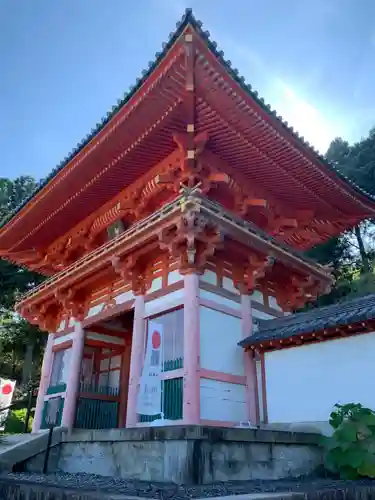 播州清水寺の山門