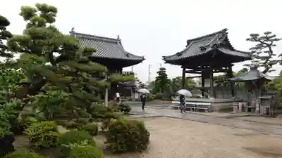 西林寺(愛媛県)