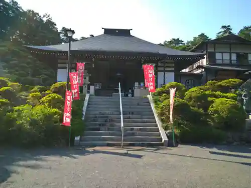 塩船観音寺の本殿・本堂
