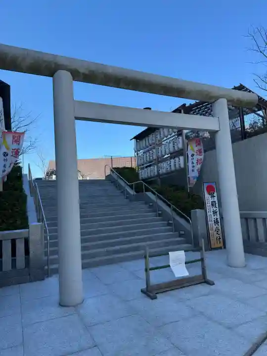 駒込妙義神社の{uncategorized: "未分類", other: "その他", undefined: "問題あり", building: "その他建物", grave: "お墓", sacred_gate: "鳥居", guardian: "狛犬", statue: "像", buddha: "仏像", history: "歴史", nature: "自然", garden: "庭園", animal: "動物", pagoda: "塔", temizu: "手水舎", mountain_gate: "山門・神門", sanctuary: "本殿・本堂", subordinate: "末社・摂社", art: "芸術", scenery: "景色", jizo: "地蔵", ema: "絵馬", goshuin: "御朱印", omikuji: "おみくじ", items: "授与品その他", amulet: "お守り", goshuincho: "御朱印帳", eats: "食事", festival: "お祭り", votive_dance: "神楽", shichigosan: "七五三参", wedding: "結婚式", experience: "体験その他", initially: "初詣", around: "周辺", anti_infection: "感染症対策"}