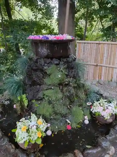 武蔵一宮氷川神社の{uncategorized: "未分類", other: "その他", undefined: "問題あり", building: "その他建物", grave: "お墓", sacred_gate: "鳥居", guardian: "狛犬", statue: "像", buddha: "仏像", history: "歴史", nature: "自然", garden: "庭園", animal: "動物", pagoda: "塔", temizu: "手水舎", mountain_gate: "山門・神門", sanctuary: "本殿・本堂", subordinate: "末社・摂社", art: "芸術", scenery: "景色", jizo: "地蔵", ema: "絵馬", goshuin: "御朱印", omikuji: "おみくじ", items: "授与品その他", amulet: "お守り", goshuincho: "御朱印帳", eats: "食事", festival: "お祭り", votive_dance: "神楽", shichigosan: "七五三参", wedding: "結婚式", experience: "体験その他", initially: "初詣", around: "周辺", anti_infection: "感染症対策"}