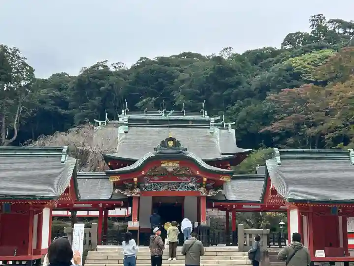 霧島神宮の{uncategorized: "未分類", other: "その他", undefined: "問題あり", building: "その他建物", grave: "お墓", sacred_gate: "鳥居", guardian: "狛犬", statue: "像", buddha: "仏像", history: "歴史", nature: "自然", garden: "庭園", animal: "動物", pagoda: "塔", temizu: "手水舎", mountain_gate: "山門・神門", sanctuary: "本殿・本堂", subordinate: "末社・摂社", art: "芸術", scenery: "景色", jizo: "地蔵", ema: "絵馬", goshuin: "御朱印", omikuji: "おみくじ", items: "授与品その他", amulet: "お守り", goshuincho: "御朱印帳", eats: "食事", festival: "お祭り", votive_dance: "神楽", shichigosan: "七五三参", wedding: "結婚式", experience: "体験その他", initially: "初詣", around: "周辺", anti_infection: "感染症対策"}