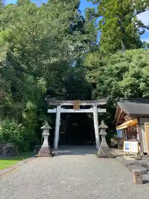 埴生護國八幡宮(富山県)