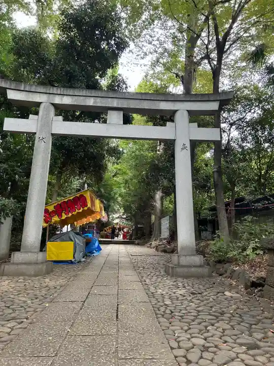代々木八幡宮の{uncategorized: "未分類", other: "その他", undefined: "問題あり", building: "その他建物", grave: "お墓", sacred_gate: "鳥居", guardian: "狛犬", statue: "像", buddha: "仏像", history: "歴史", nature: "自然", garden: "庭園", animal: "動物", pagoda: "塔", temizu: "手水舎", mountain_gate: "山門・神門", sanctuary: "本殿・本堂", subordinate: "末社・摂社", art: "芸術", scenery: "景色", jizo: "地蔵", ema: "絵馬", goshuin: "御朱印", omikuji: "おみくじ", items: "授与品その他", amulet: "お守り", goshuincho: "御朱印帳", eats: "食事", festival: "お祭り", votive_dance: "神楽", shichigosan: "七五三参", wedding: "結婚式", experience: "体験その他", initially: "初詣", around: "周辺", anti_infection: "感染症対策"}