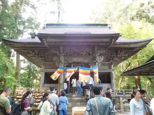 中尊寺の本殿