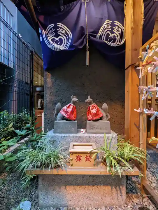 五十稲荷神社(栄寿稲荷神社)の末社・摂社