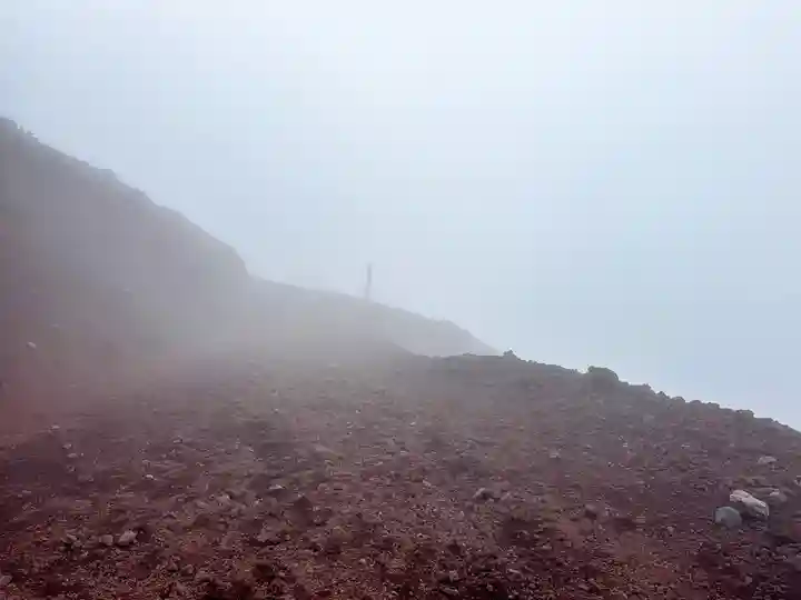 富士山頂上浅間大社奥宮(静岡県)