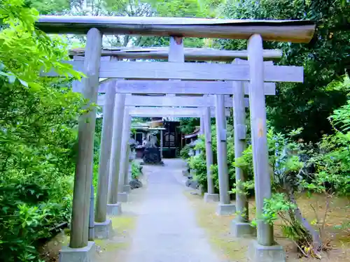 厳島神社（港町弁財天）の鳥居